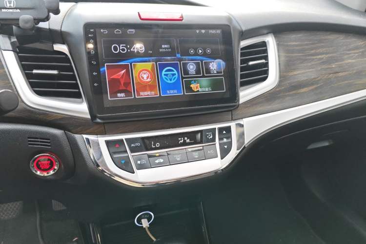 Used Honda Jade 2017 210TURBO CVT Fashion Edition 5-seater Audio And AC Panel