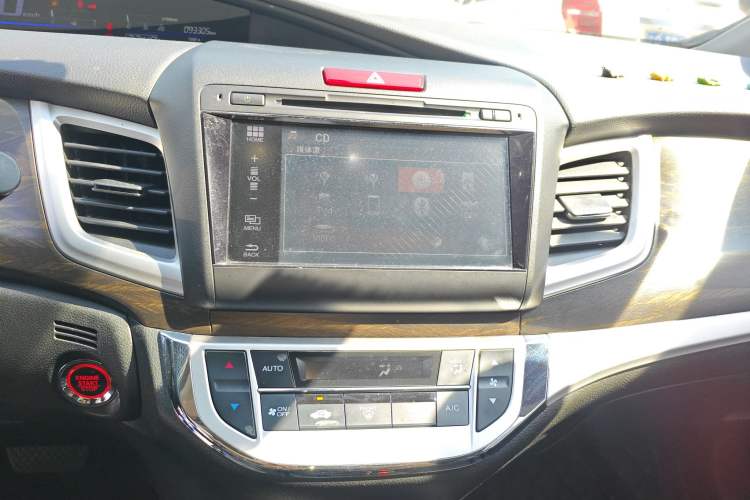 Used Honda Jade 2017 210TURBO CVT Fashion Edition 5-seater Audio And AC Panel