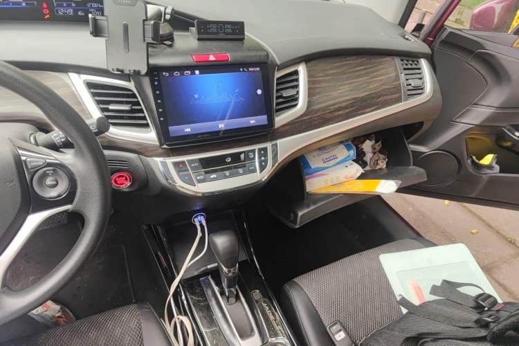 Used Honda Jade 2017 210TURBO CVT Fashion Edition 5-seater Audio And AC Panel