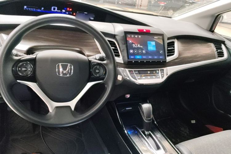 Used Honda Jade 2017 210TURBO CVT Fashion Edition 5-seater Center Console