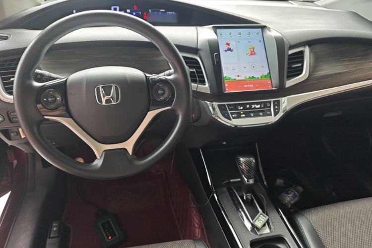 Used Honda Jade 2017 210TURBO CVT Fashion Edition 5-seater Center Console