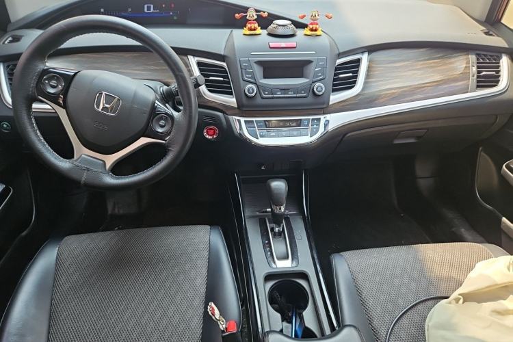 Used Honda Jade 2017 210TURBO CVT Fashion Edition 5-seater Center Console