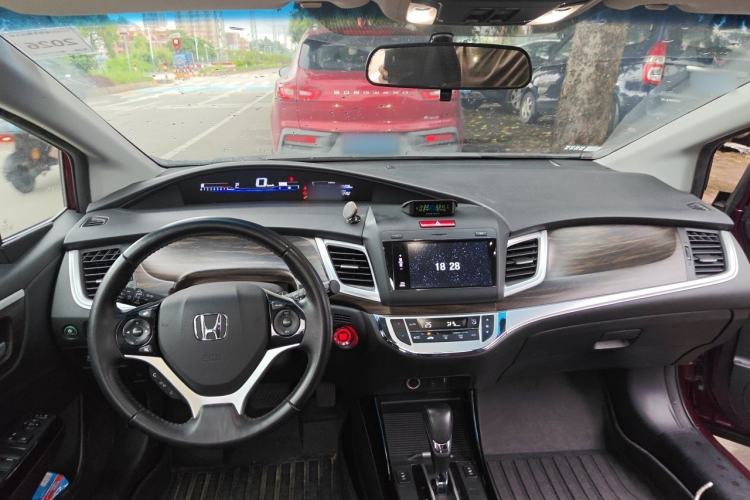 Used Honda Jade 2017 210 TURBO CVT Luxury Edition 5 Seats Center Console