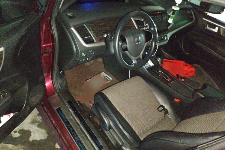 Used Honda Jade 2017 1.8L automatic Comfort version 5 seats Driver Seat