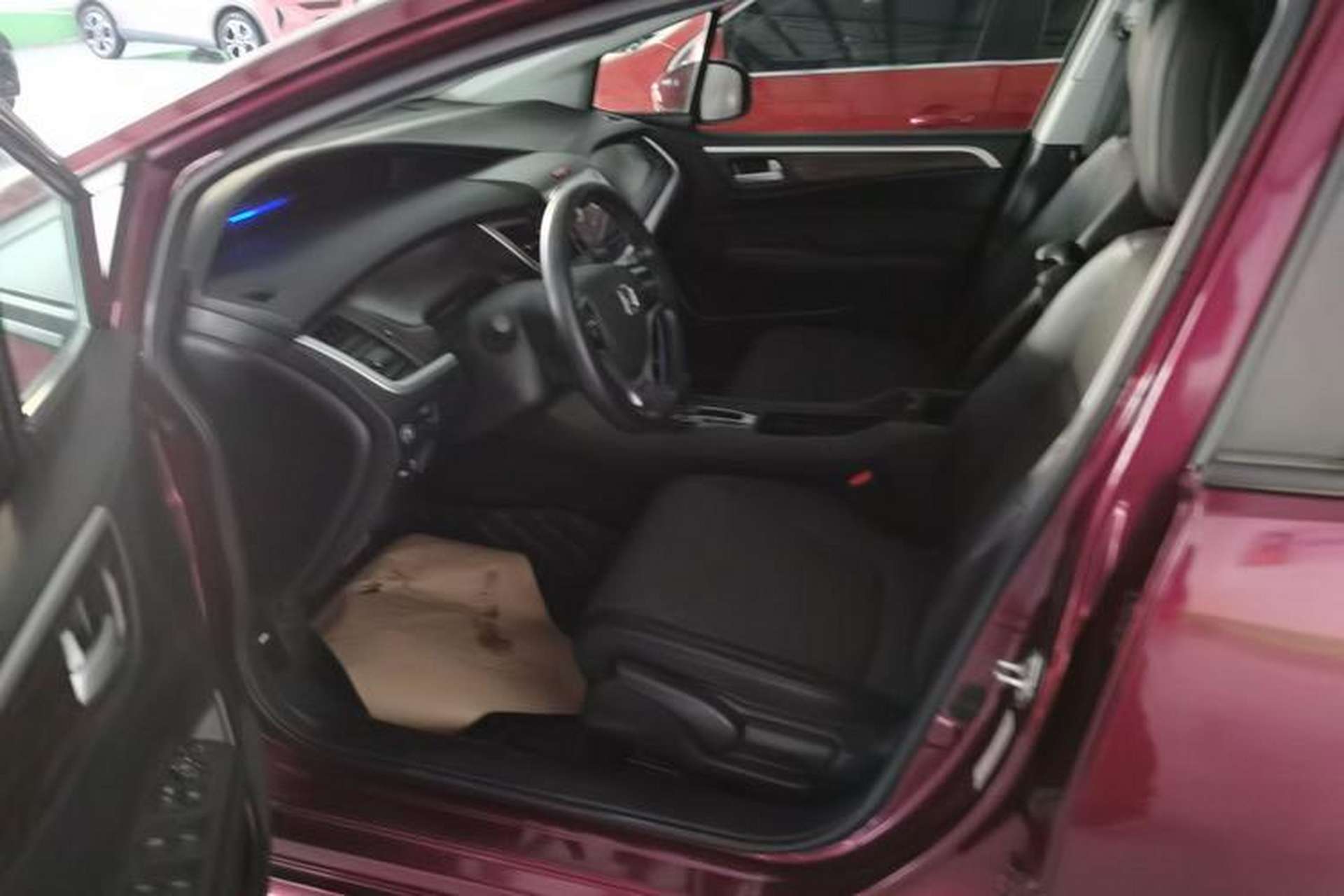 Used Honda Jade 2017 1.8L automatic Comfort version 5 seats Driver Seat