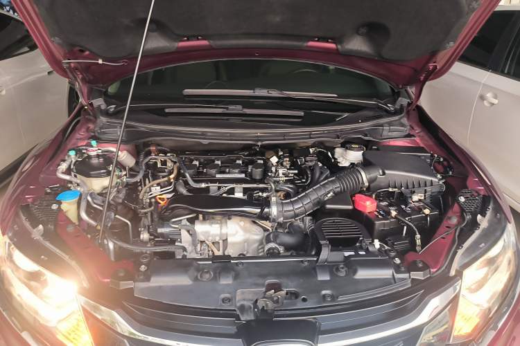 Used Honda Jade 2017 210TURBO CVT Fashion Edition 5-seater Engine Bay