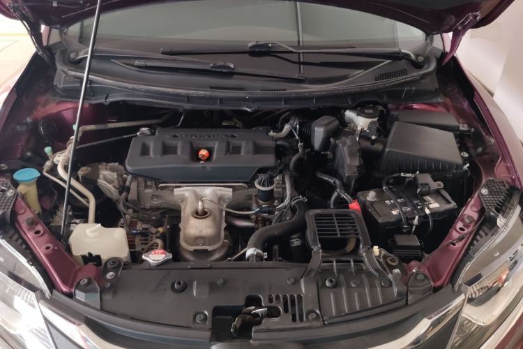Used Honda Jade 2017 1.8L automatic Comfort version 5 seats Engine Bay