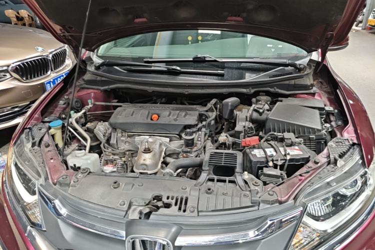 Used Honda Jade 2017 1.8L automatic Comfort version 5 seats Engine Bay