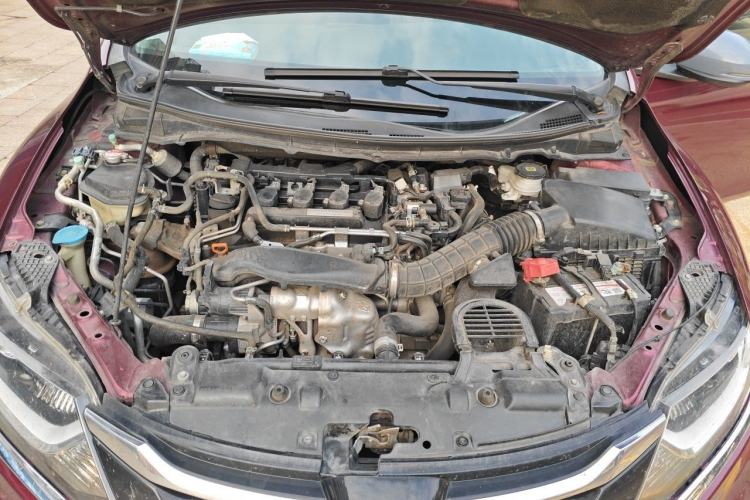 Used Honda Jade 2017 210TURBO CVT Fashion Edition 5-seater Engine Bay