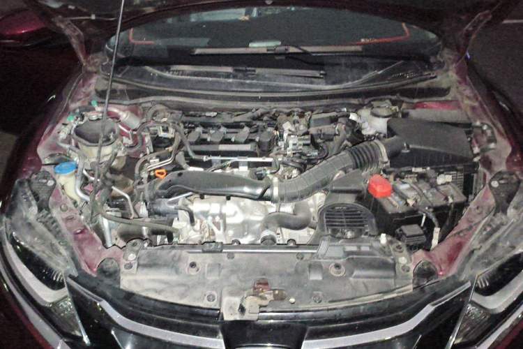 Used Honda Jade 2017 210TURBO CVT Fashion Edition 5-seater Engine Bay