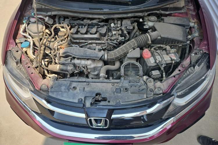 Used Honda Jade 2017 210TURBO CVT Fashion Edition 5-seater Engine Bay