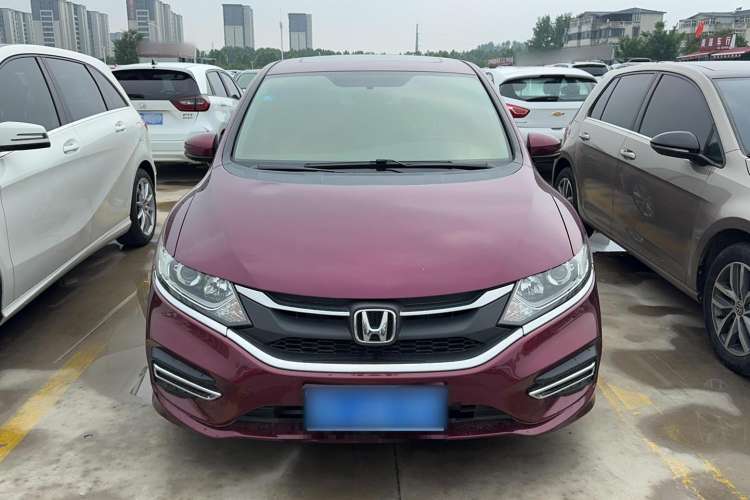 Used Honda Jade 2017 1.8L automatic Comfort version 5 seats Exterior 1