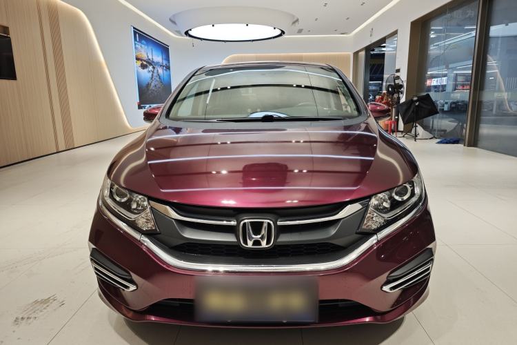 Used Honda Jade 2017 1.8L automatic Comfort version 5 seats Exterior 1