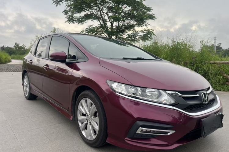 Used Honda Jade 2017 1.8L automatic Comfort version 5 seats Exterior 1