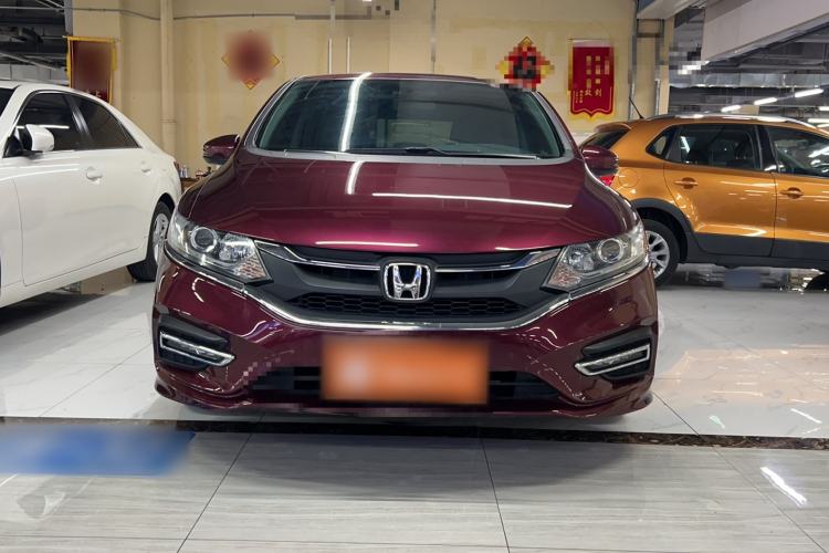 Used Honda Jade 2017 1.8L automatic Comfort version 5 seats Exterior 1