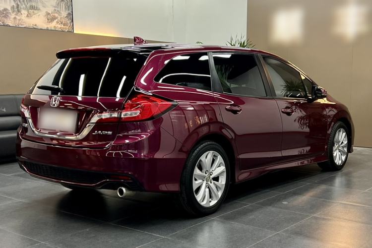 Used Honda Jade 2017 1.8L automatic Comfort version 5 seats Exterior 1