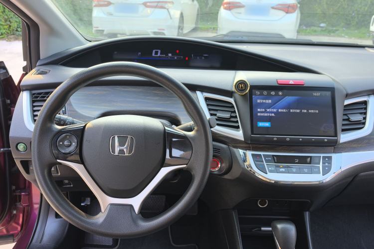 Used Honda Jade 2017 1.8L automatic Comfort version 5 seats Exterior 11