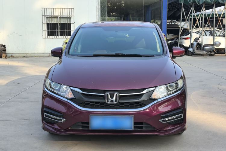 Used Honda Jade 2017 1.8L automatic Comfort version 5 seats Exterior 4