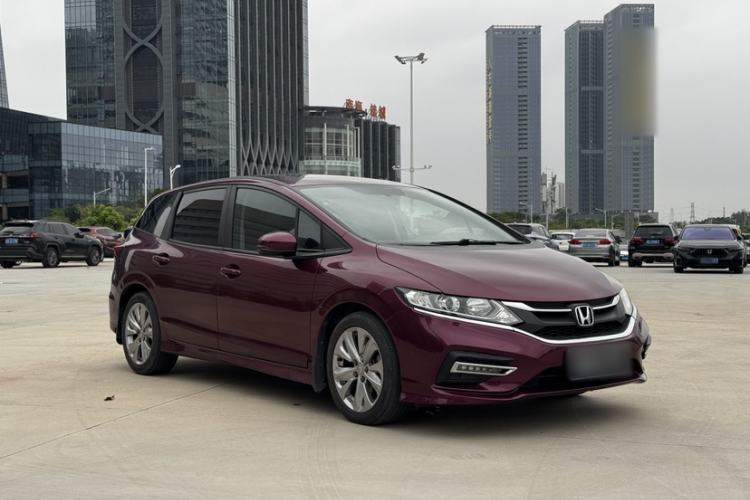 Used Honda Jade 2017 1.8L automatic Comfort version 5 seats Exterior 4