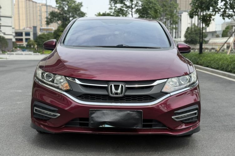 Used Honda Jade 2017 1.8L automatic Comfort version 5 seats Exterior 5