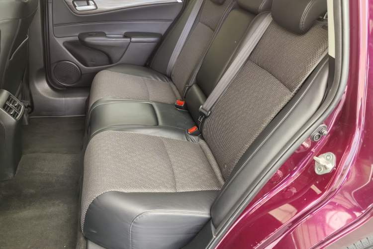 Used Honda Jade 2017 1.8L automatic Comfort version 5 seats Exterior 6