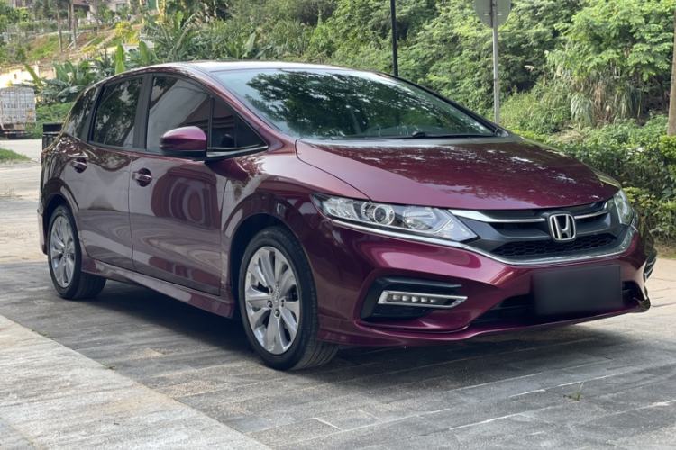 Used Honda Jade 2017 1.8L automatic Comfort version 5 seats Exterior 6