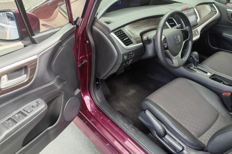 Used Honda Jade 2017 1.8L automatic Comfort version 5 seats Exterior 8