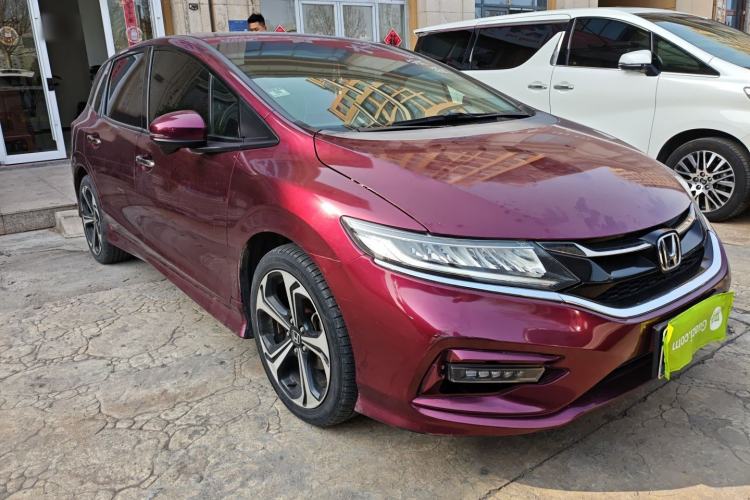 Used Honda Jade 2017 210 TURBO CVT Luxury Edition 5 Seats Front Right 45 Deg