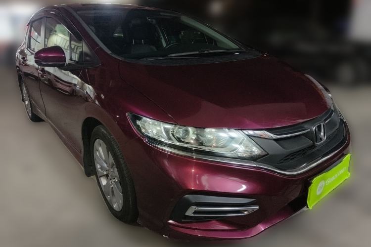 Used Honda Jade 2017 1.8L automatic Comfort version 5 seats Front Right 45 Deg