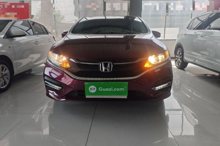 Used Honda Jade 2017 1.8L automatic Comfort version 5 seats Front