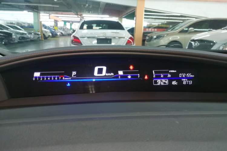 Used Honda Jade 2017 1.8L automatic Comfort version 5 seats Instrument Cluster