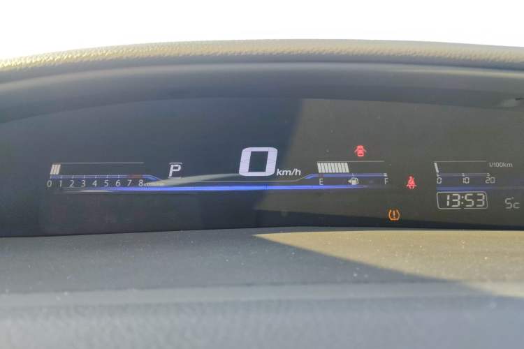 Used Honda Jade 2017 1.8L automatic Comfort version 5 seats Instrument Cluster