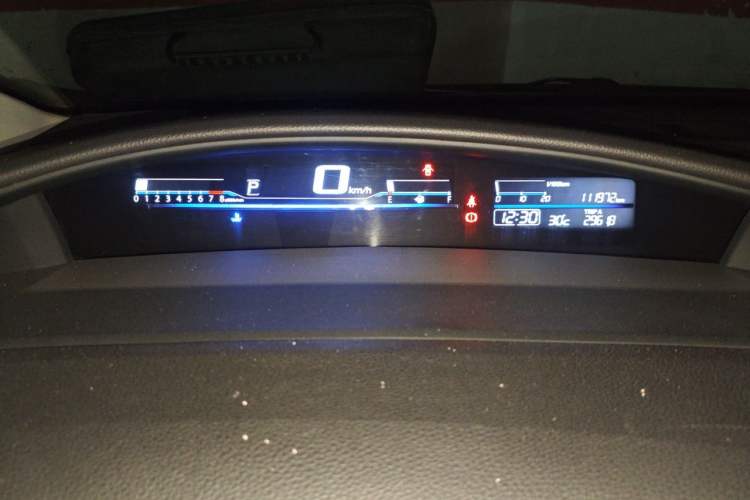 Used Honda Jade 2017 1.8L automatic Comfort version 5 seats Instrument Cluster