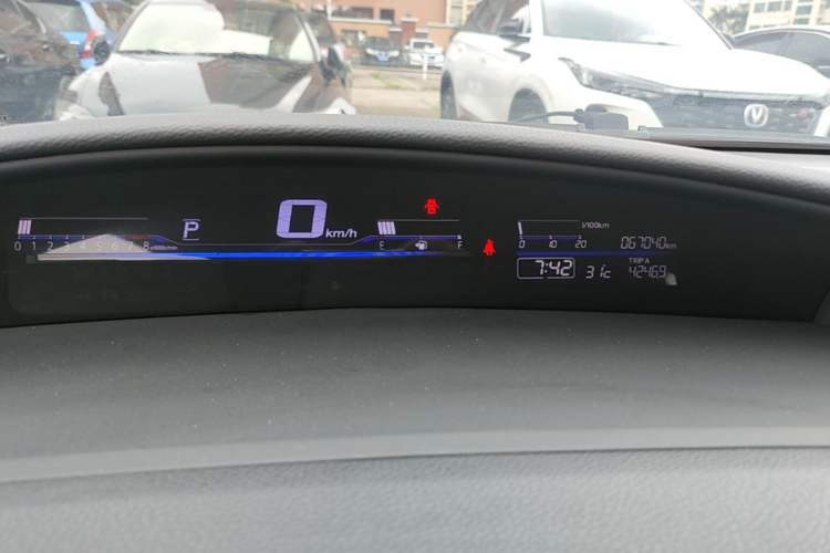 Used Honda Jade 2017 1.8L automatic Comfort version 5 seats Instrument Cluster