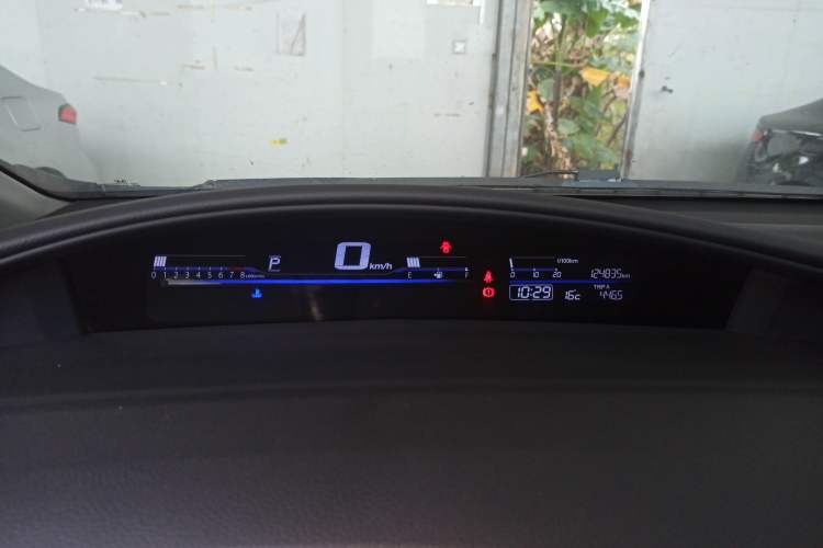 Used Honda Jade 2017 1.8L automatic Comfort version 5 seats Instrument Cluster