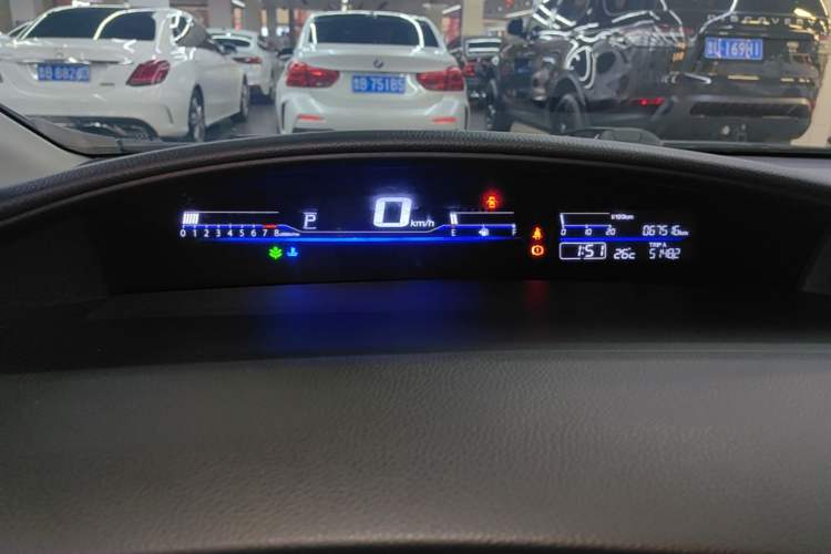 Used Honda Jade 2017 1.8L automatic Comfort version 5 seats Instrument Cluster