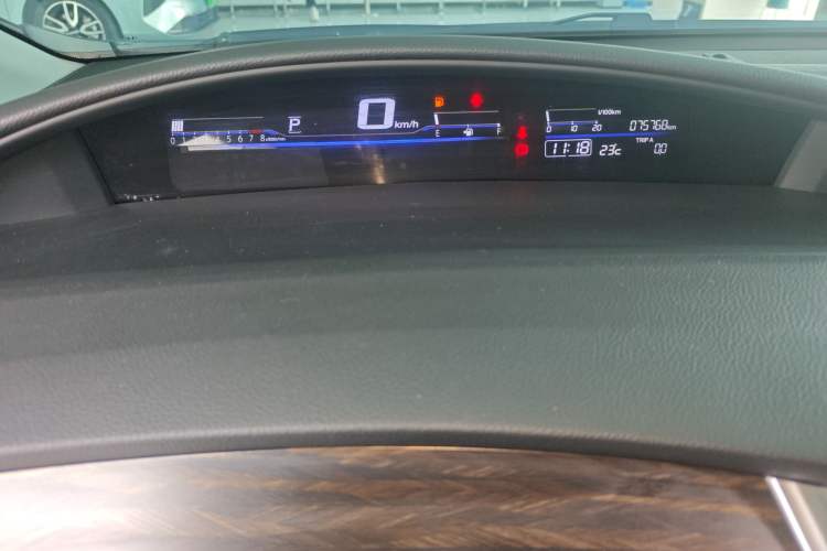 Used Honda Jade 2017 1.8L automatic Comfort version 5 seats Instrument Cluster