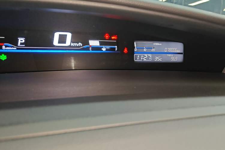 Used Honda Jade 2017 1.8L automatic Comfort version 5 seats Instrument Cluster