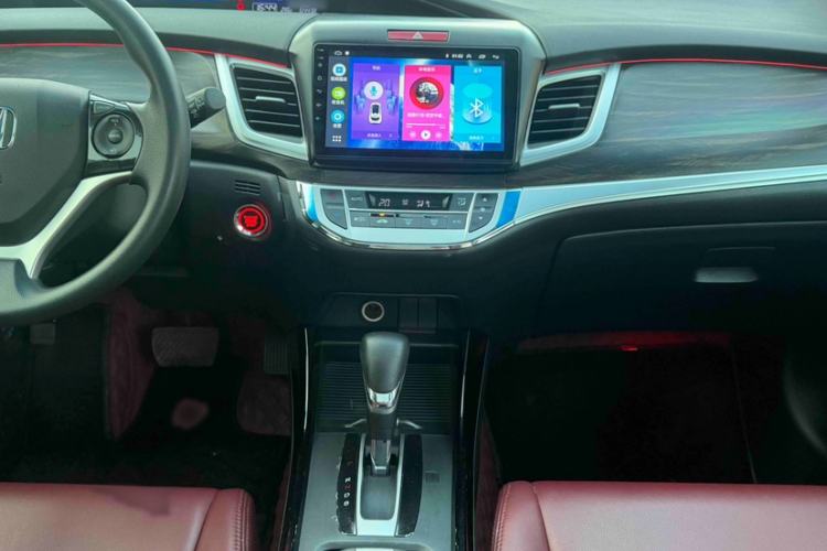 Used Honda Jade 2017 210TURBO CVT Fashion Edition 5-seater Interior 2
