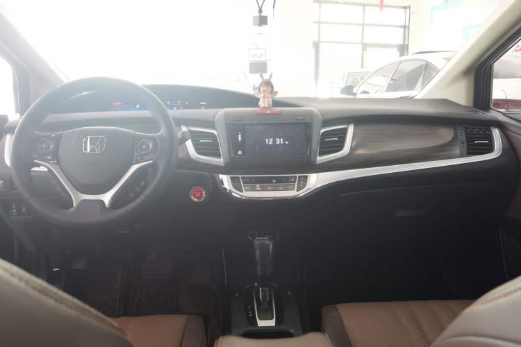 Used Honda Jade 2017 210TURBO CVT Luxury Edition 6 Seats Interior 3