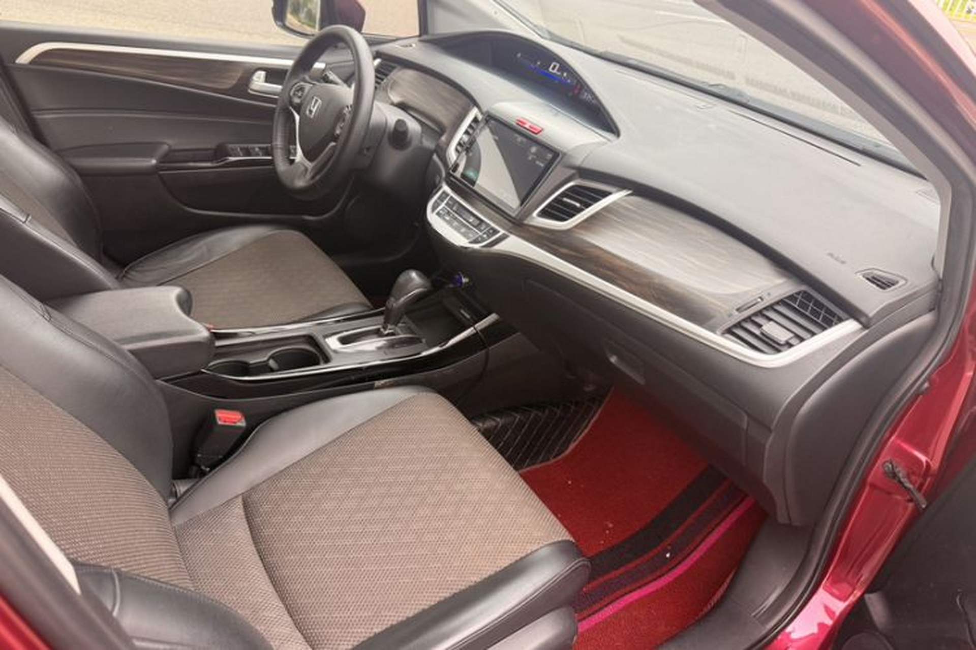 Used Honda Jade 2017 210TURBO CVT Fashion Edition 5-seater Interior 4