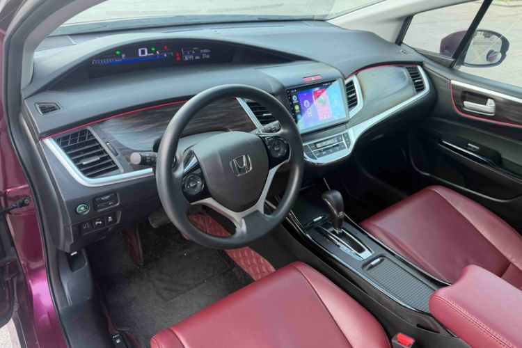 Used Honda Jade 2017 210TURBO CVT Fashion Edition 5-seater Interior 8