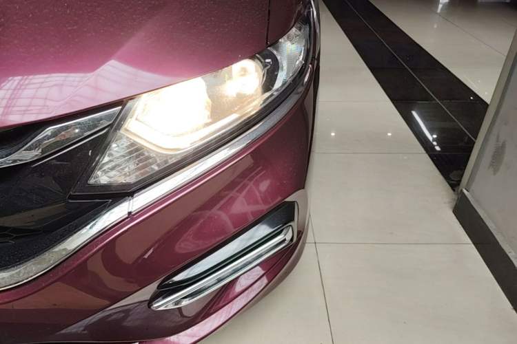 Used Honda Jade 2017 210TURBO CVT Fashion Edition 5-seater Left Front Headlight