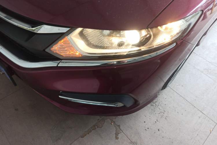 Used Honda Jade 2017 1.8L automatic Comfort version 5 seats Left Front Headlight