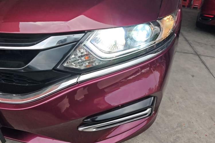 Used Honda Jade 2017 210TURBO CVT Fashion Edition 5-seater Left Front Headlight