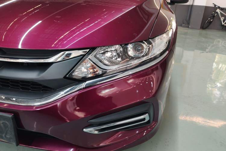 Used Honda Jade 2017 1.8L automatic Comfort version 5 seats Left Front Headlight