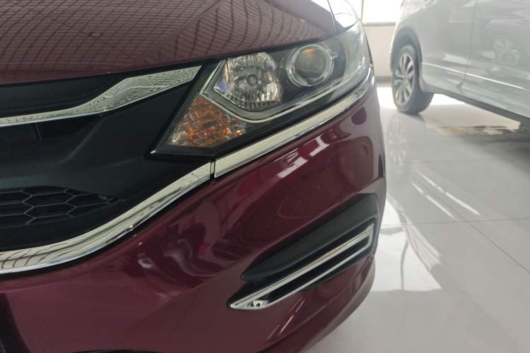 Used Honda Jade 2017 1.8L automatic Comfort version 5 seats Left Front Headlight