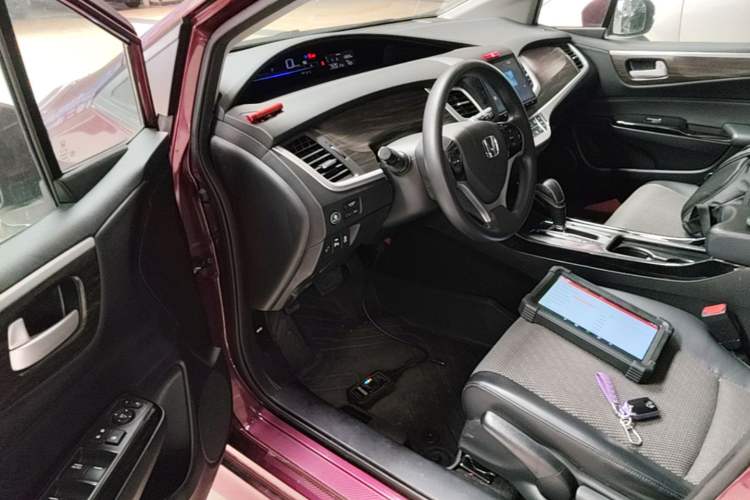Used Honda Jade 2017 210TURBO CVT Fashion Edition 5-seater Left Front Seat