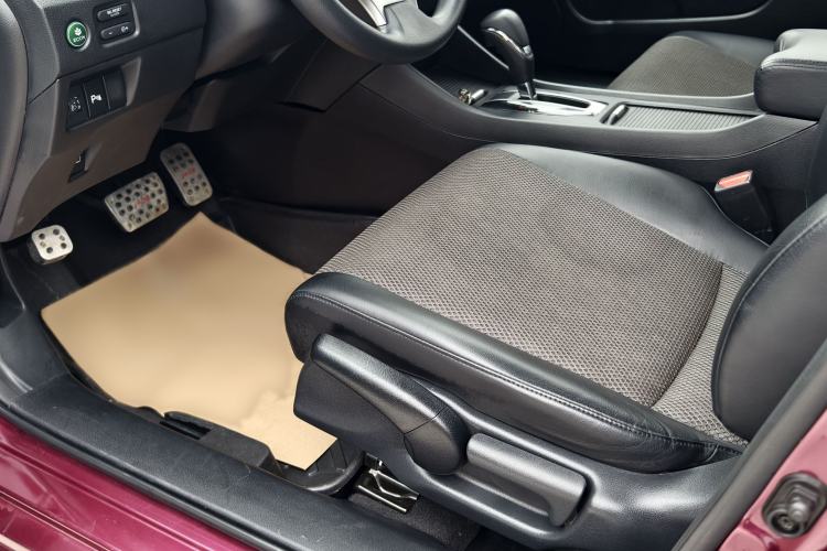 Used Honda Jade 2017 1.8L automatic Comfort version 5 seats Left Front Seat
