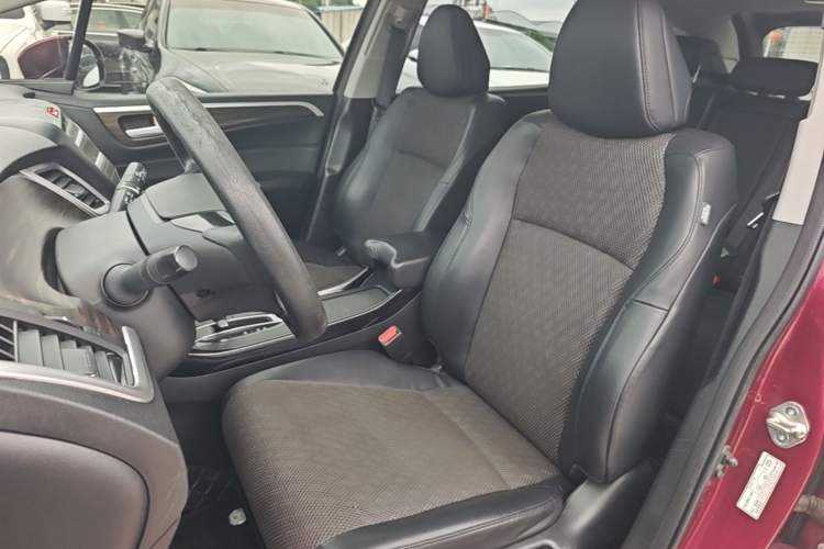 Used Honda Jade 2017 210TURBO CVT Fashion Edition 5-seater Left Front Seat